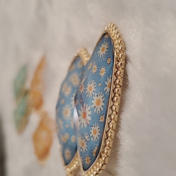 Blue green yellow daisies Goldtone beveled acrylic fun Summer Spring - Picture 5 of 9